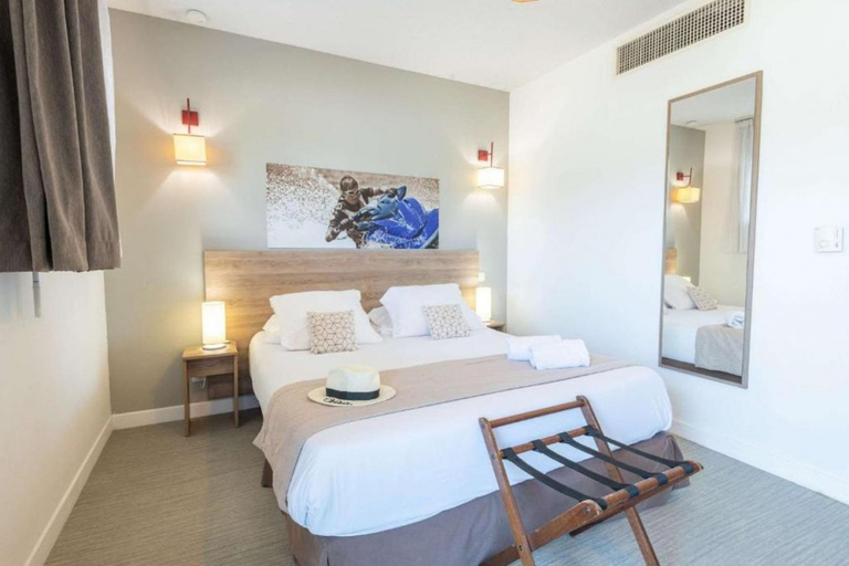 Bedroom 3, Comfort Aparthotel Cannes Mandelieu, Alpes-Maritimes