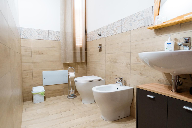 Others 5, B&B Profumi di Sicilia, Trapani