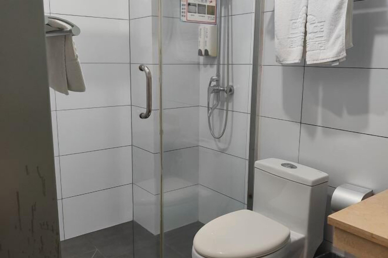 Bathroom 4, Grace Inn Zibo Linzi Maoye Plaza, Zibo