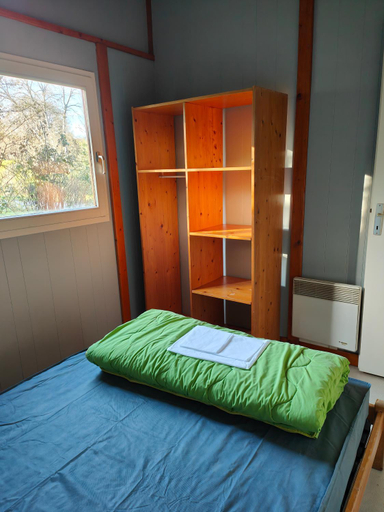 Bedroom 2, Camping Onlycamp Les Deux Rives, Côtes-d'Armor