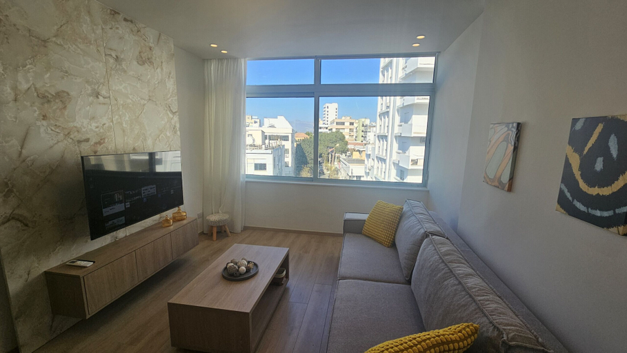 Room 2, 37 NIC - Stay City Center Gem