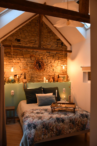 Bedroom 2, Les Pierres Mont-Saint-Michel, Manche