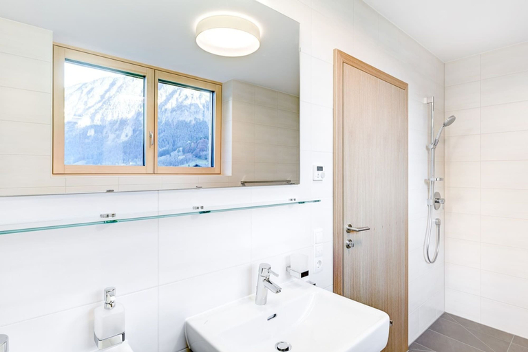 Room 3, Gartenappartement de Luxe, Bludenz