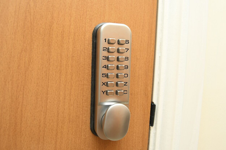 Others 5, Warrington Suites by Relax Stays, Warrington