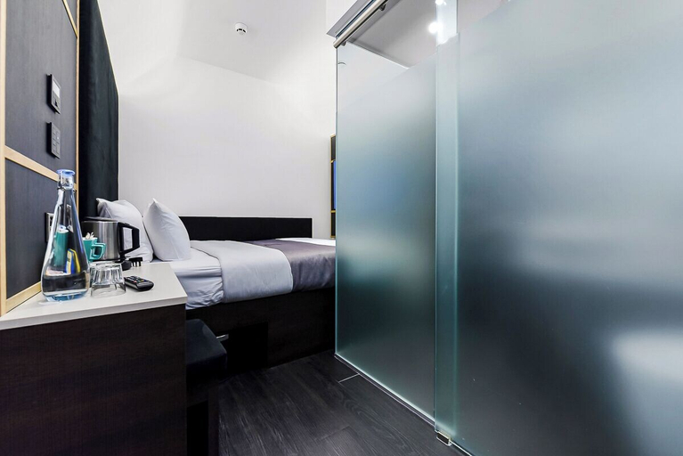 Bedroom 3, The Z Hotel Strand, London