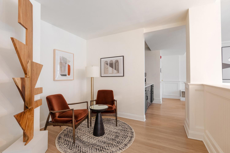 Public Area 2, Embassy Inn Hotel, Washington D.C.
