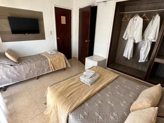 Bedroom, Hotel Lujan, n.a339