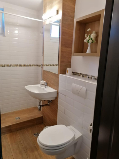 Others 2, Apartament Alena, Sanmartin