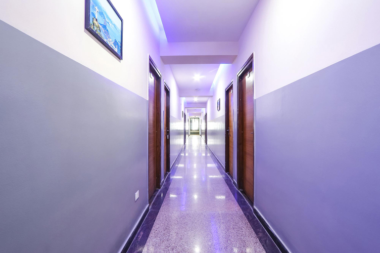 Public Area 2, FabHotel Starhood - Manikonda, Hyderabad
