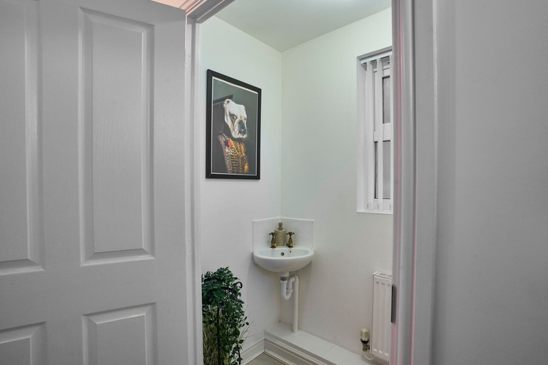 Room 2, Host Stay Snowdrop Crescent I, Cornwall