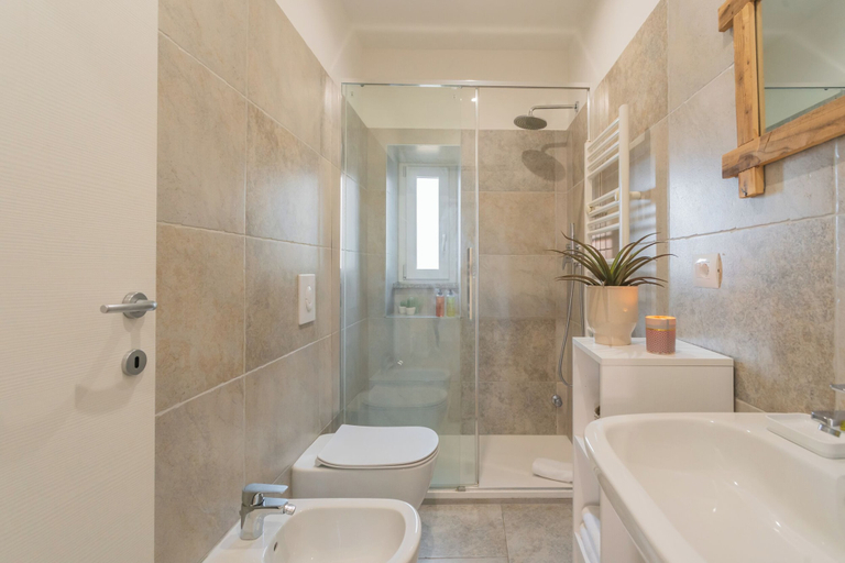 Bathroom 3, Zezio 44 by Rent all Como, Como