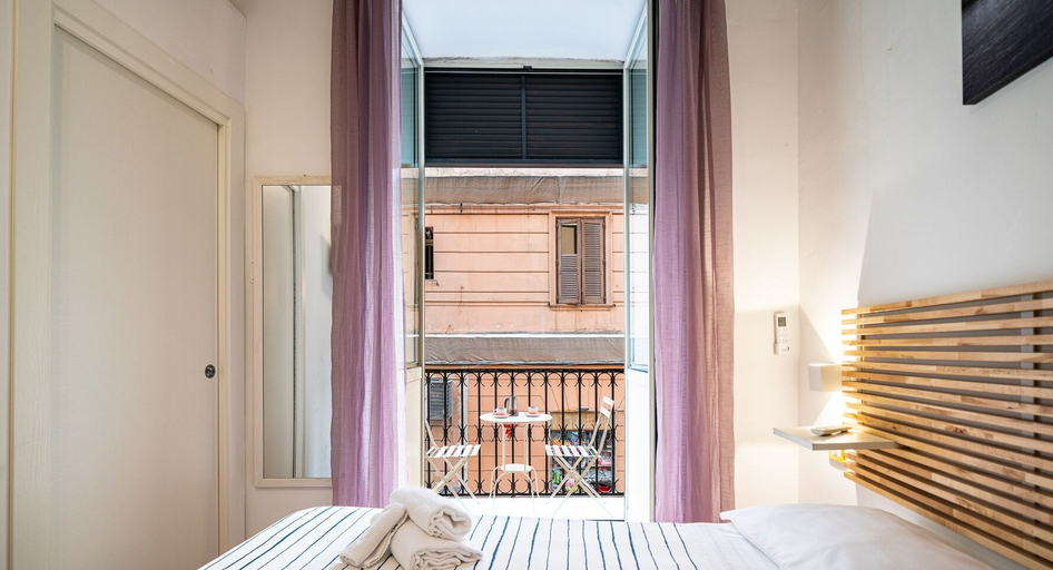 Bedroom 5, Domus Mattei al Duomo By DomusExtra, Napoli