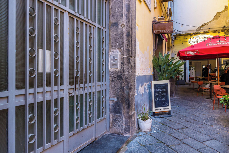Exterior & Views 2, Teto's house, Napoli