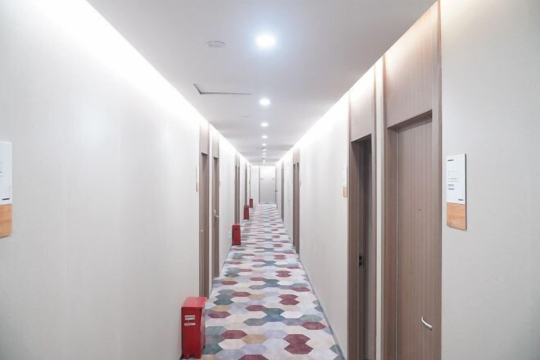 Others 4, Spacebox Hotel (Shanghai Jiao Tong University), Shanghai