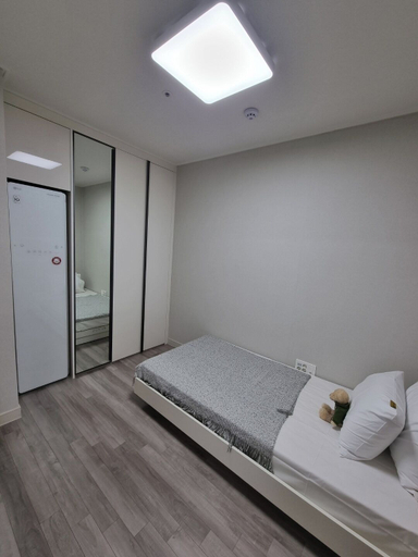 Bedroom 3, Sky Castle, Yangju