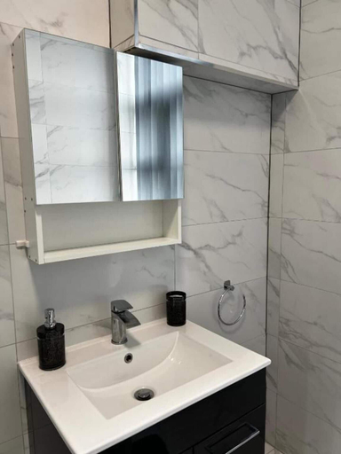 Bathroom 2, 1 Bed Flat - Sleeps 2 - Pets - Parking - Wifi, Northamptonshire