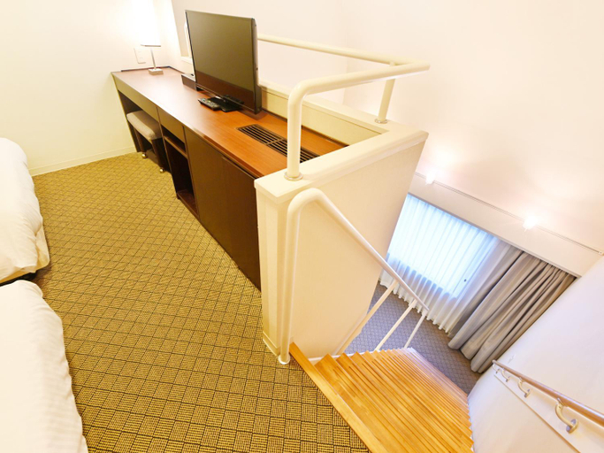 Bedroom 28