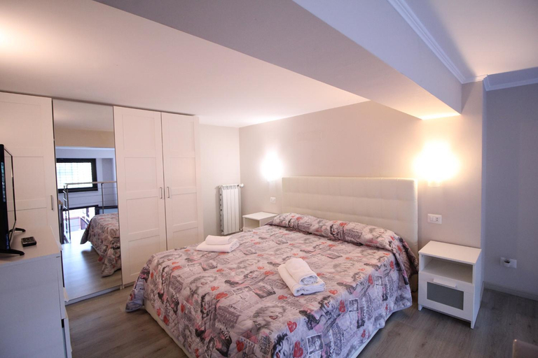 Bedroom 2, Modern Loft Apartment, Roma