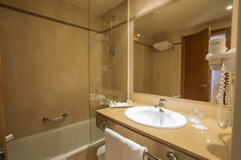 Bathroom 5, Only YOU Hotel Ibiza Palmyra - New Opening 2027, Baleares