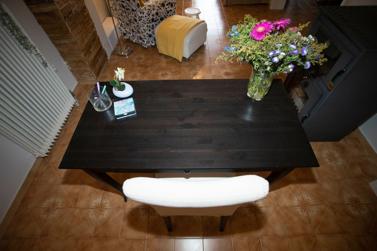 Room 5, Electra s 2-bedroom Apt-convenient Location Patra, West Greece