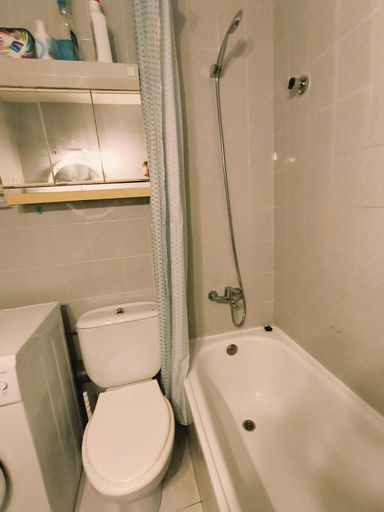Bathroom 3, Granier PRECIOSO APARTAMENTO 5 MINUTOS PLAYA, Girona