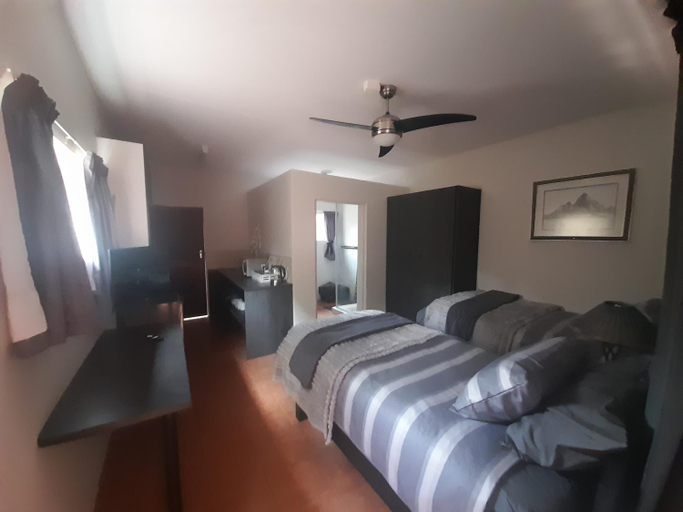 Bedroom 2, Cycad Place, Capricorn