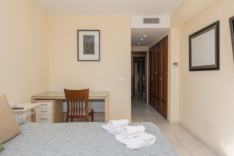 Room 2, Bajamar Deluxe in El Puerto de Santa Maria, Cádiz