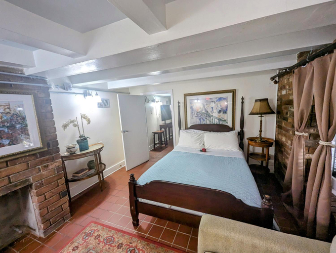Others 4, The Esplanade Guesthouse Mansion, Orleans