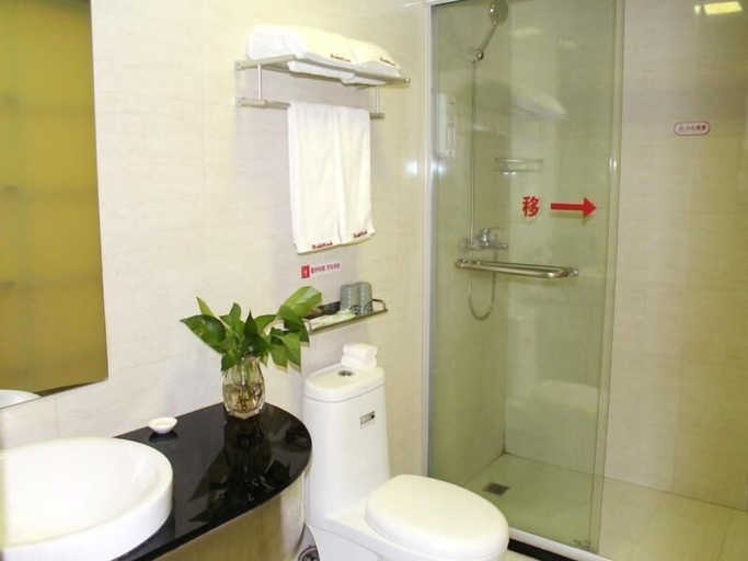 Bathroom 3, Shell Shanghai Yangpu District Shuangyang Road Hotel, Shanghai