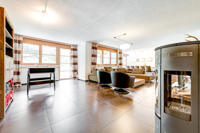 Room 4, Gartenferienwohnung Ski In, Bludenz