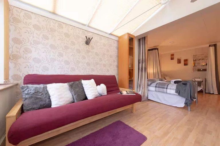 Room 3, 3bedroom Sleeps8 Parking Familyfriendly Nearexcel, London