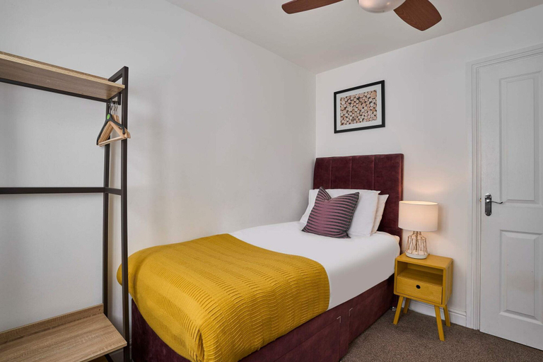 Room 3, Host Stay Snowdrop Crescent I, Cornwall