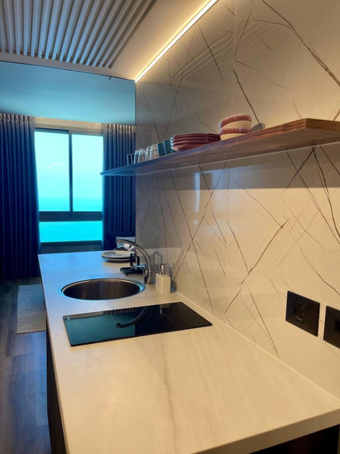 Food & Drinks, C Tower Apartments
