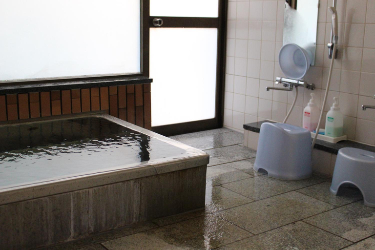 Bathroom 3, Minshuku Oe, Kyōtango