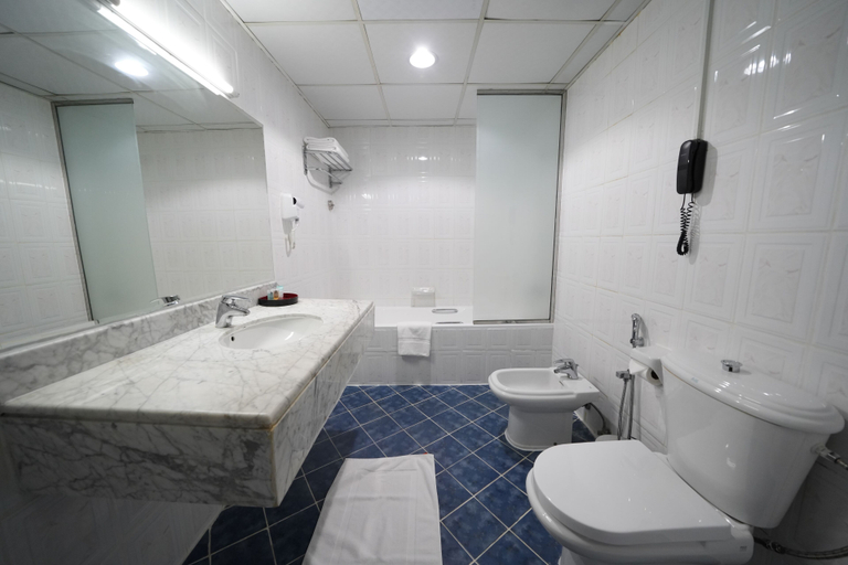 Bathroom, Nine Hotel, Dubai