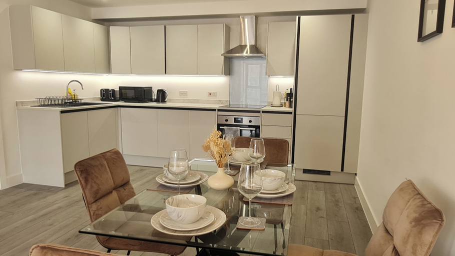 Private kitchen 5, Modern City Apartment, Hertfordshire