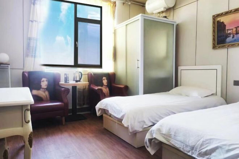 Bedroom 5, Baiyangdian Weinan Hotel, Baoding