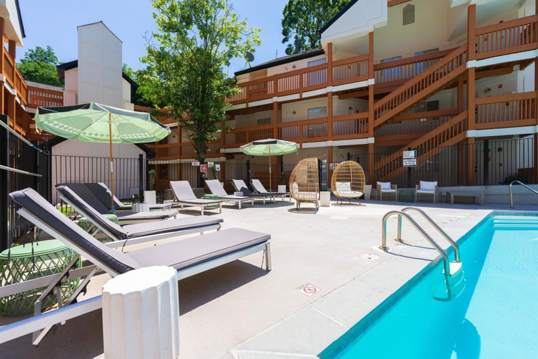 Exterior 2, NEW Central Buckhead Apt Atlanta Gem, Atlanta