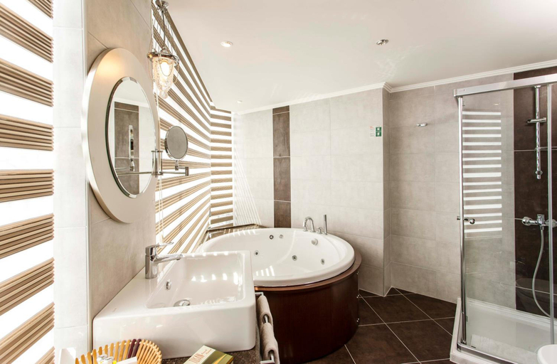 Bathroom 5, Tusan Beach Resort, Selçuk