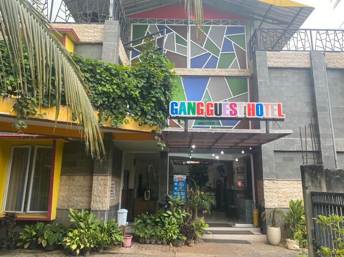 Exterior & Views, Gang Guest Hotel Syariah & Resto, Tuban