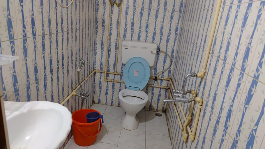 Bathroom 5, Thank You Lodge Near Apollo Hospital, Kamrup Metropolitan