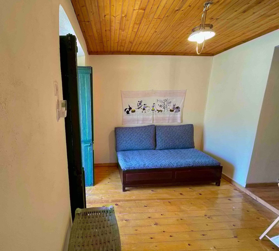 Room 3, Kansoneta-traditional Mansion in Gastouri Village, Ionian Islands