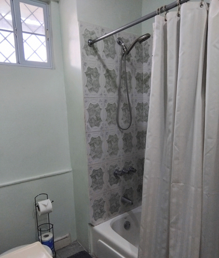 Bathroom 3, Dalley's Cozy Apartments