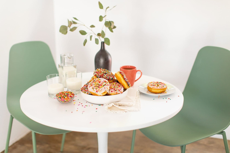Food & Drinks, 5 Private Rooms Sleeps 14 Wesley Studio Buyout, Riverside
