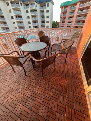 Room 4, Beach Cottage 1212 in Indian Shores, Pinellas