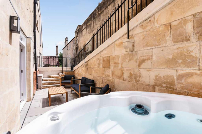 Room 4, Former Wine Vaults With Hot Tub Private Courtyard, Bath and North East Somerset
