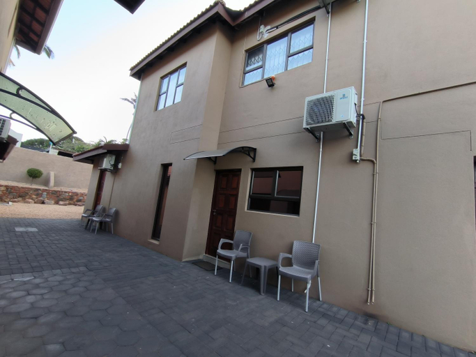 Others 3, Oyster Guest House, eThekwini
