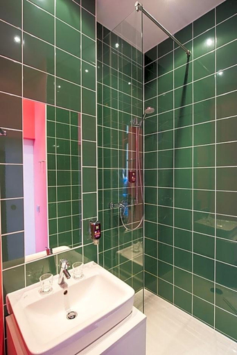 Bathroom, Ambassador Hotel, Frankfurt am Main