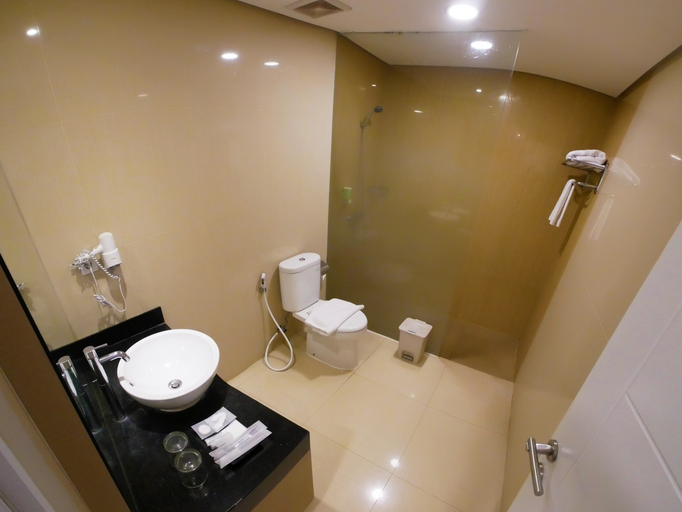 Bathroom 4