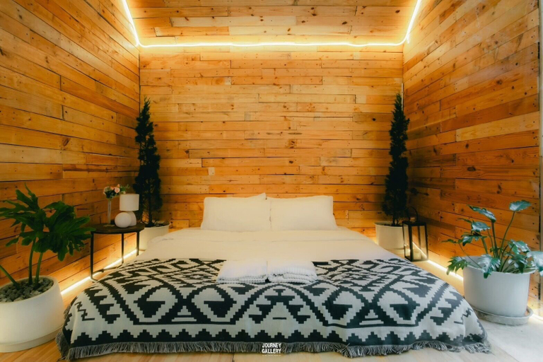 Bedroom 16